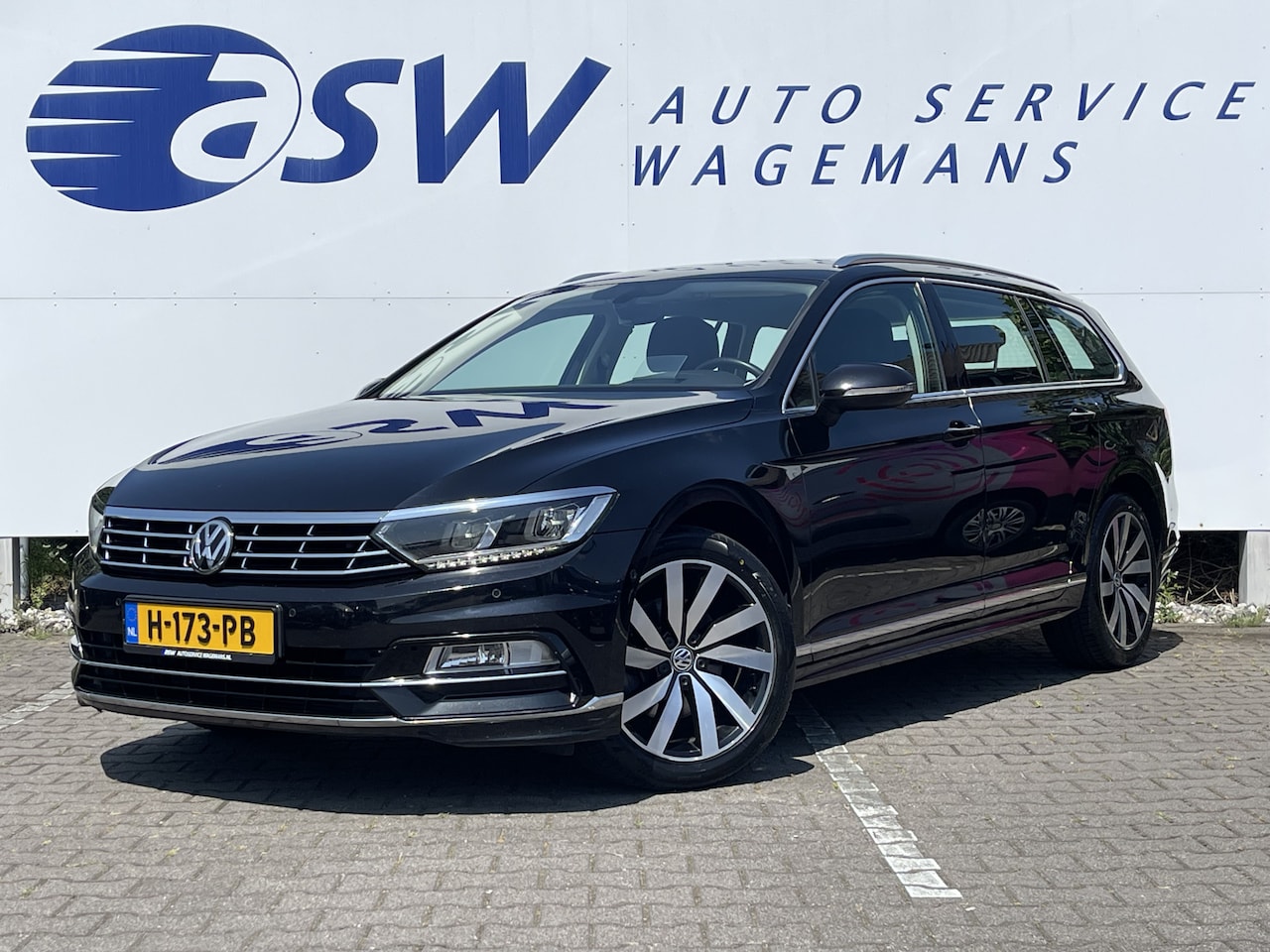 Volkswagen Passat Variant - 1.5 TSI Highline Business R | Navi | ACC | HUD | LED | Keyless | Virtual Cockpit | 18 inch - AutoWereld.nl