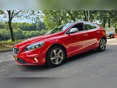Volvo V40 - 2.0 D4 R-Design NL Auto 2e Eig Panoramdak Navi LED