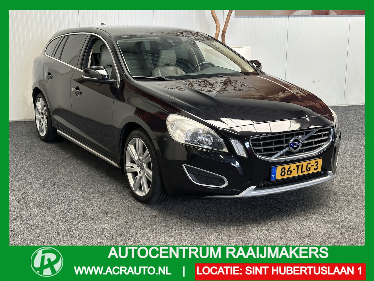 Volvo V60 - 2.0 D3 SUMMUM LEDER NAVIGATIE CRUISE CONTROL CLIMATE CONTROL BLUETOOTH TELEFOON MEDIA VOOR - AutoWereld.nl