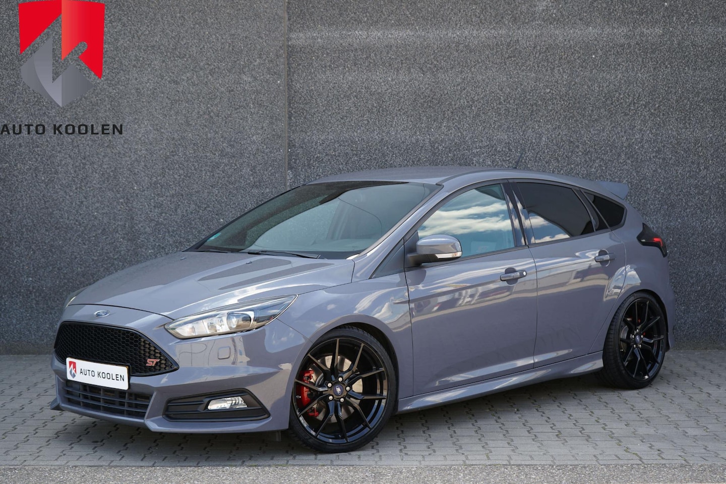 Ford Focus - 2.0 ST-2 2.0 Ecoboost/Recaro/H&R/Navi/Led/19’’ - AutoWereld.nl