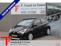 Toyota Aygo - 1.0 VVT-i x-play limited Navigatie/Achteruitrijcamera/Apple carplay/Airco/Bluetooth/Toeren