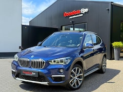 BMW X1 - SDrive20i X-Line Headup Panoramadak Mediterranblau