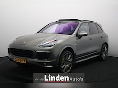Porsche Cayenne - 3.0 S E-Hybrid | Luchtvering | 360° Camera | Panoramadak | Trekhaak | Leer
