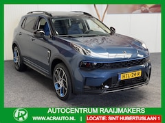 Lynk & Co 01 - BLACK LINE PREMIUM 1.5 50 STUKS OP VOORRAAD VOL OPTIES 360 CAMERA ADAPTIVE CRUISE CONTROL