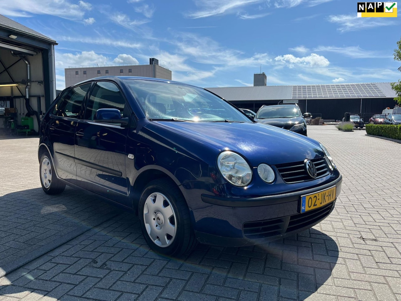 Volkswagen Polo - 1.4-16V Comfortline 1.4-16V Comfortline - AutoWereld.nl