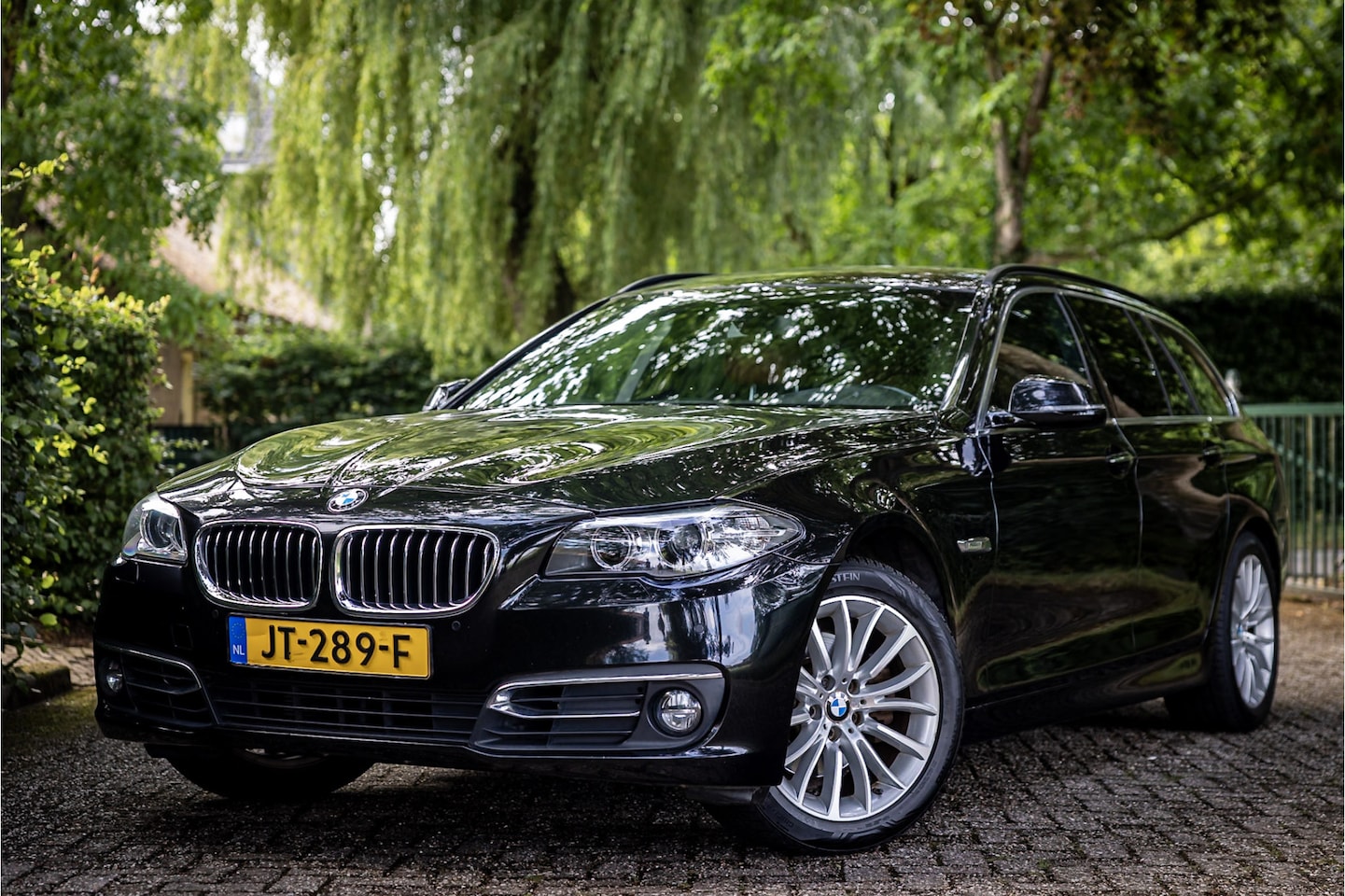 BMW 5-serie Touring - 518d High Executive Luxury Harman Kardon - AutoWereld.nl