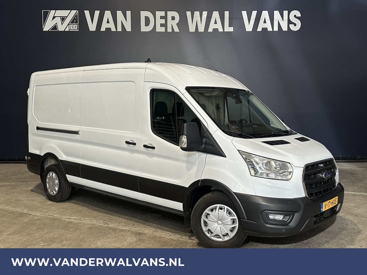 Ford Transit - 2.0 TDCI 131pk L3H2 Euro6 Airco | Navigatie | Camera | Cruisecontrol | Apple Carplay | Sto - AutoWereld.nl