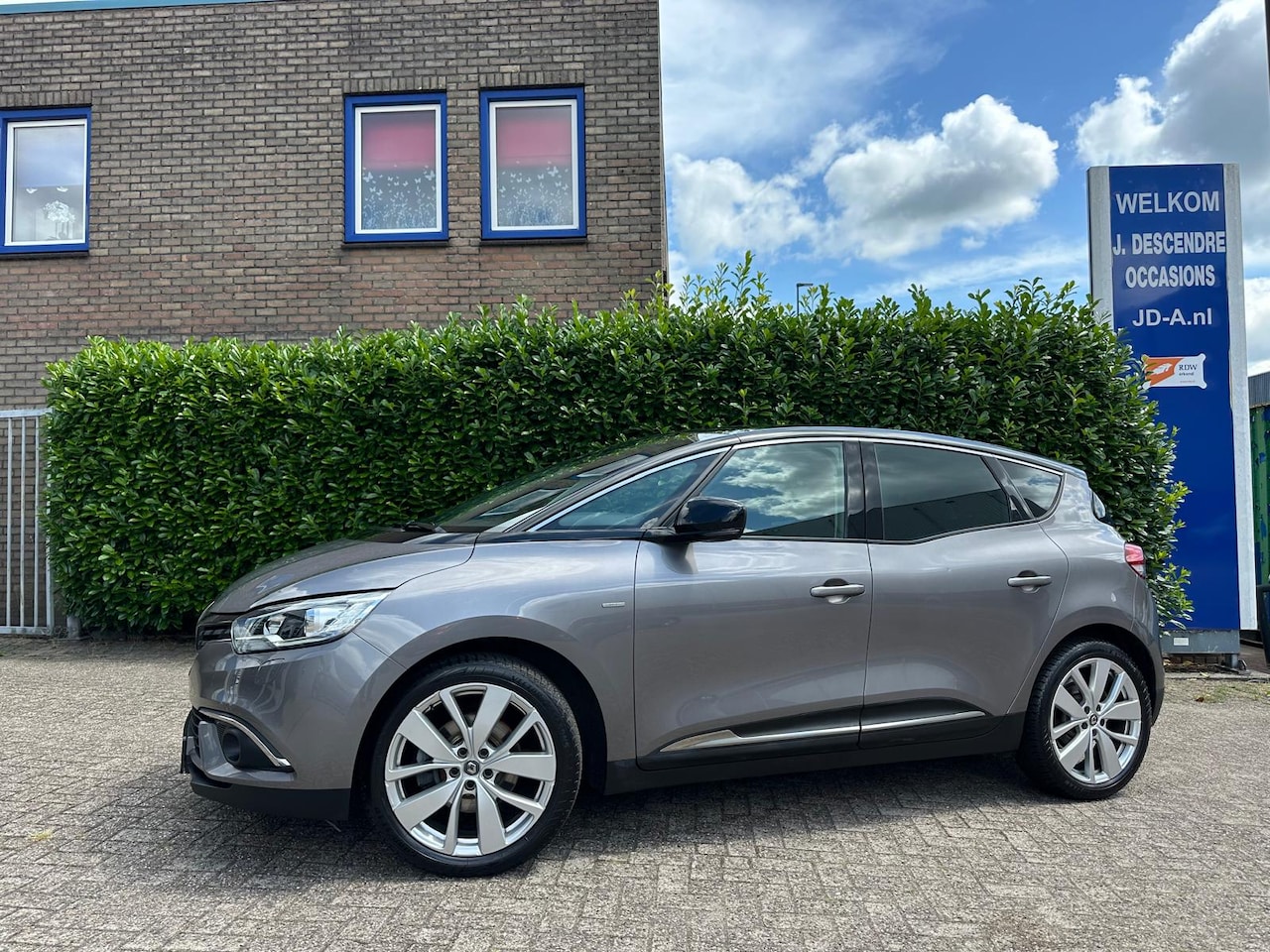 Renault Scénic - 1.3 TCe Limited Climate C, Cruise C, Navigatie, Camera!!!! - AutoWereld.nl