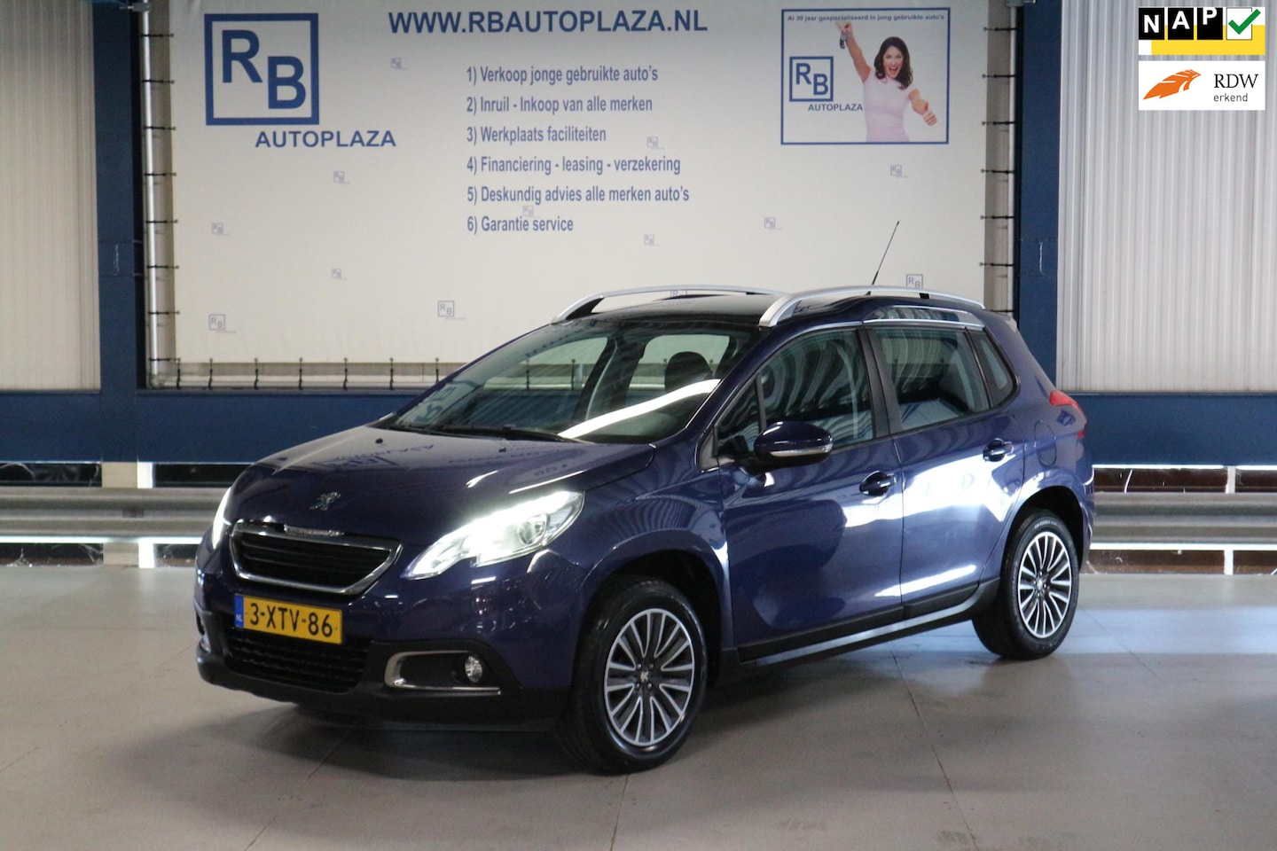 Peugeot 2008 - 1.2 VTi Active Pack Premium 1.2 VTi Active Pack Premium - AutoWereld.nl