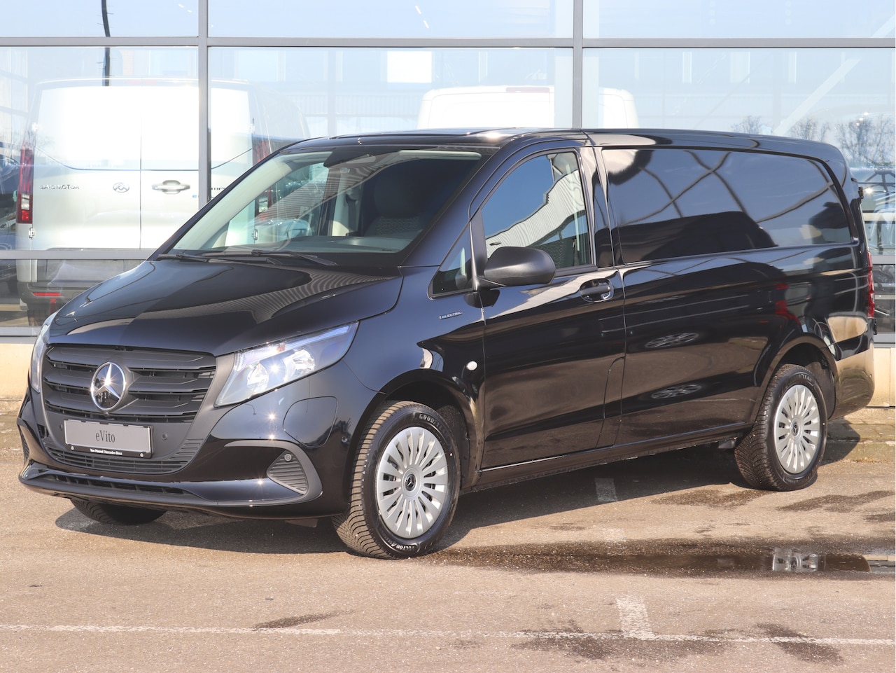 Mercedes-Benz eVito - eVito Lang 66 kWh Lang 66 kWh - AutoWereld.nl