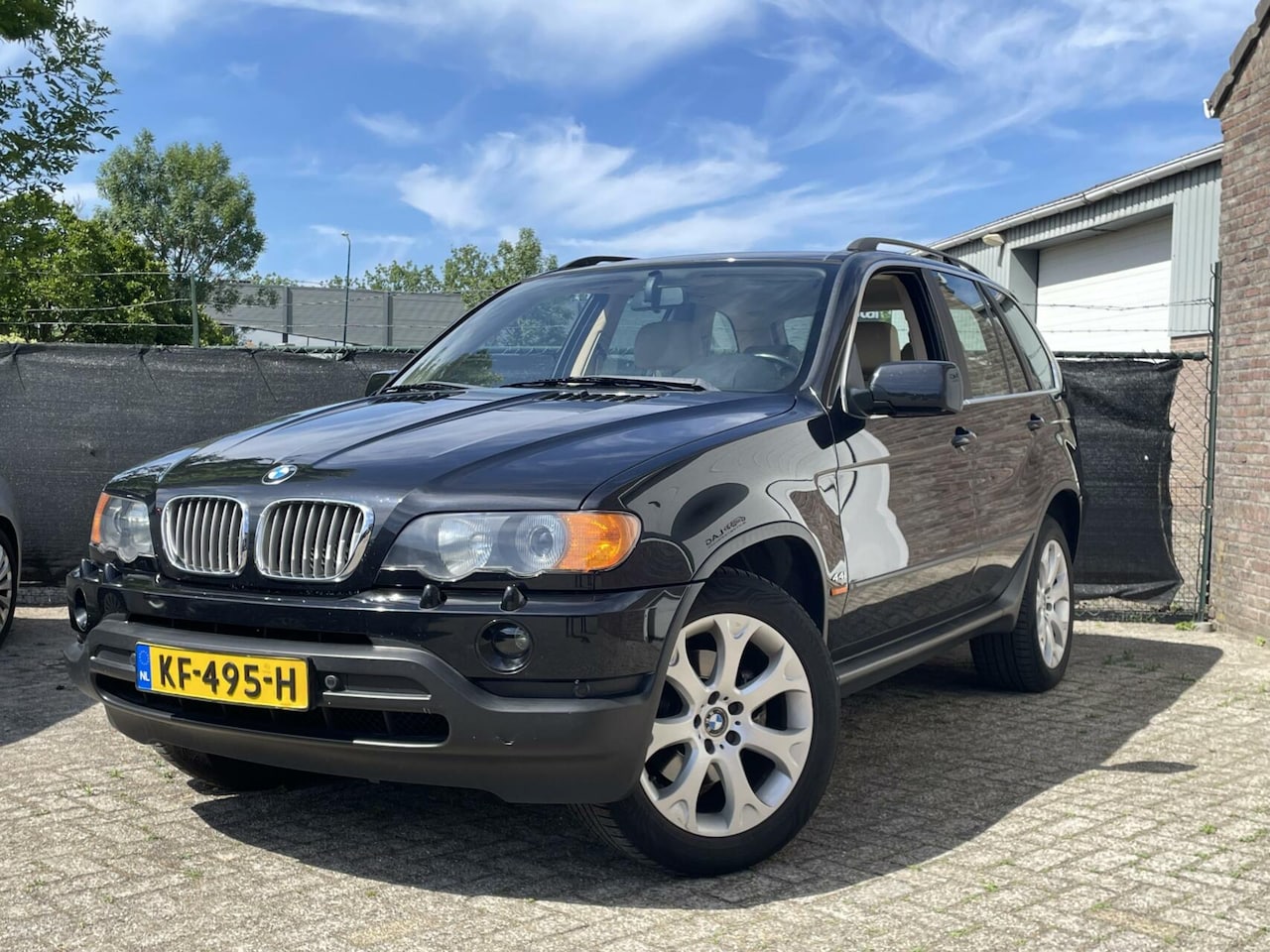 BMW X5 - 4.4i Executive | YOUNGTIMER | TREKHAAK | CRUISE - AutoWereld.nl