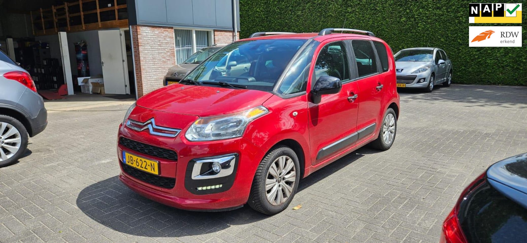 Citroën C3 Picasso - 1.2 PureTech Exclusive 1.2 PureTech Exclusive - AutoWereld.nl
