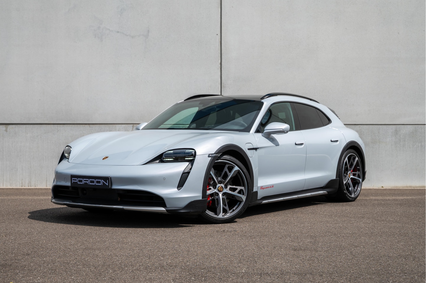 Porsche Taycan Cross Turismo - 4S 93 kWh 4S 93 kWh - AutoWereld.nl