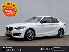 BMW 2-serie Coupé - 218i Executive Sport Line Business / Automaat / Parkeersensoren v + a / Navigatie / Voorst