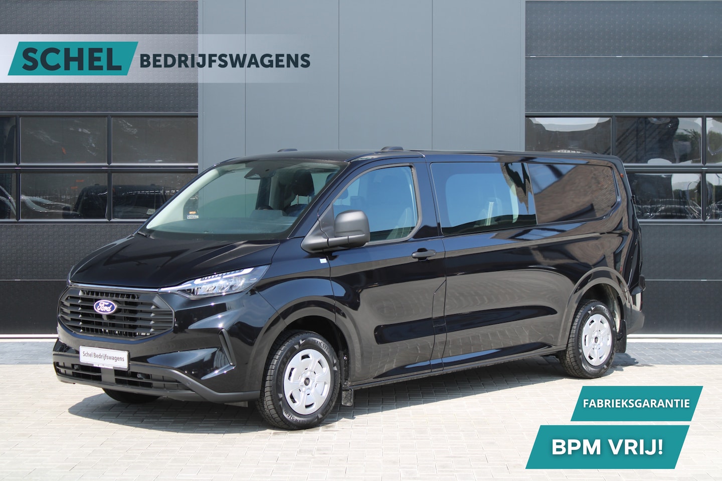 Ford Transit Custom - 320 2.0 TDCI L2H1 Trend DC 136pk - Carplay - Android - Camera - Trekhaak - LED koplampen - - AutoWereld.nl