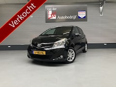 Toyota Yaris - 1.3 VVT-i Dynamic/Airco/Camera/Navi/LMV/ENZ
