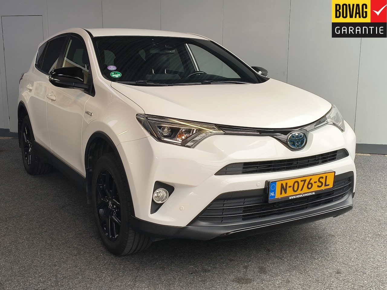 Toyota RAV4 - 2.5 Hybrid AWD Style 155PK 2019 Rijklaar + 12 maanden Bovag-garantie Henk Jongen Auto's in - AutoWereld.nl