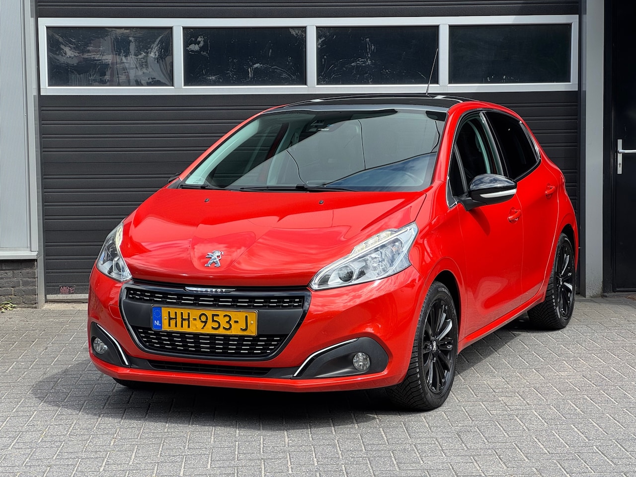 Peugeot 208 - 1.2 PureTech Allure 1.2 PureTech Allure - AutoWereld.nl