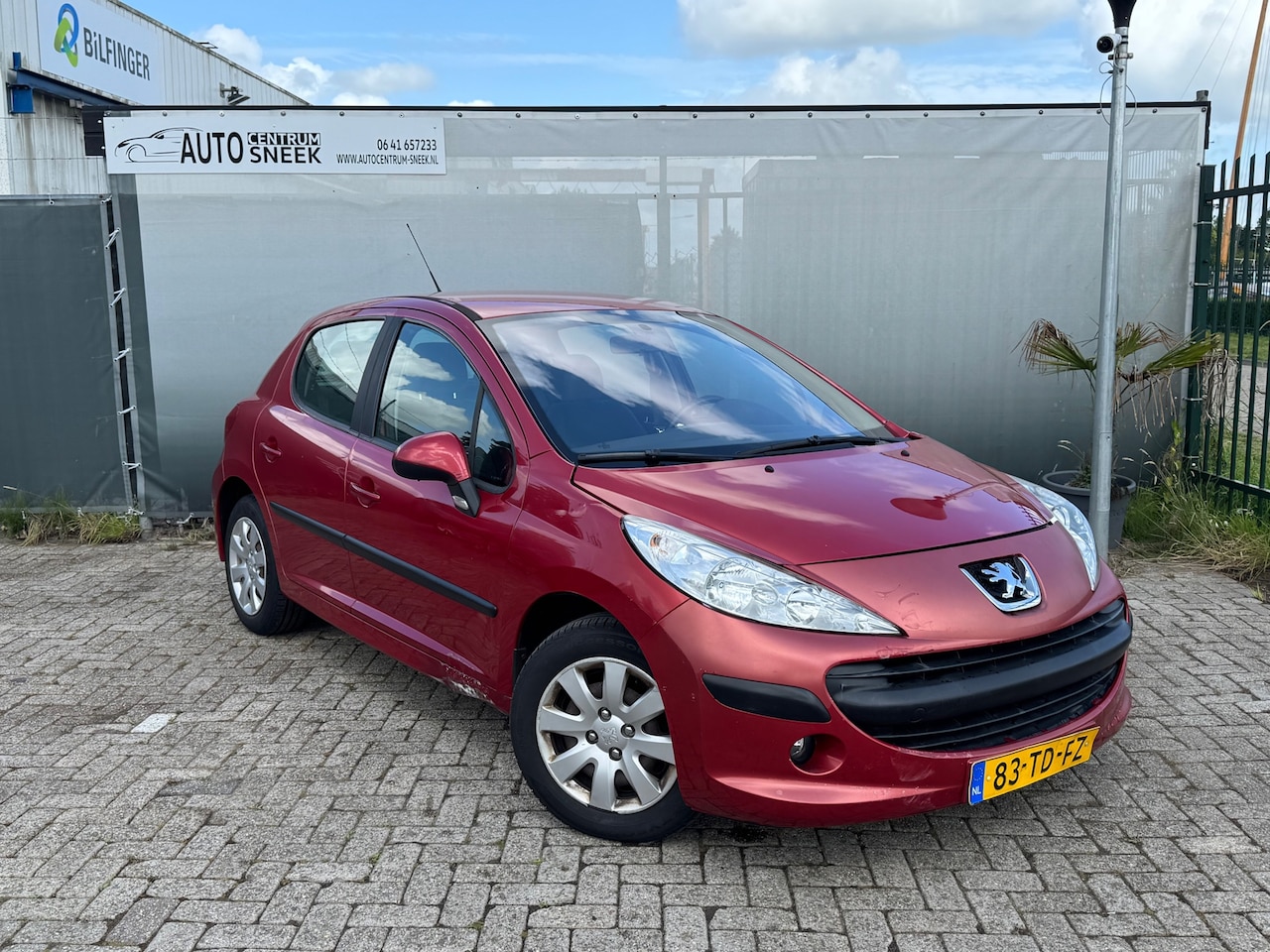 Peugeot 207 - 1.4-16V XT - NWE APK - Airco - AutoWereld.nl