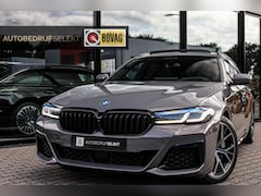 BMW 5-serie Touring - 530e M-SPORT - PANO - TREKHAAK - LASER - HARMAN - VOL