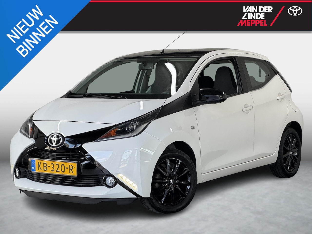 Toyota Aygo - 1.0 VVT-i X-Play Camera LM Velgen Bi-tone - AutoWereld.nl