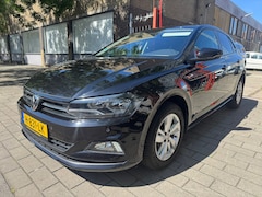 Volkswagen Polo - 1.0 TSI Highline Business R /NAP