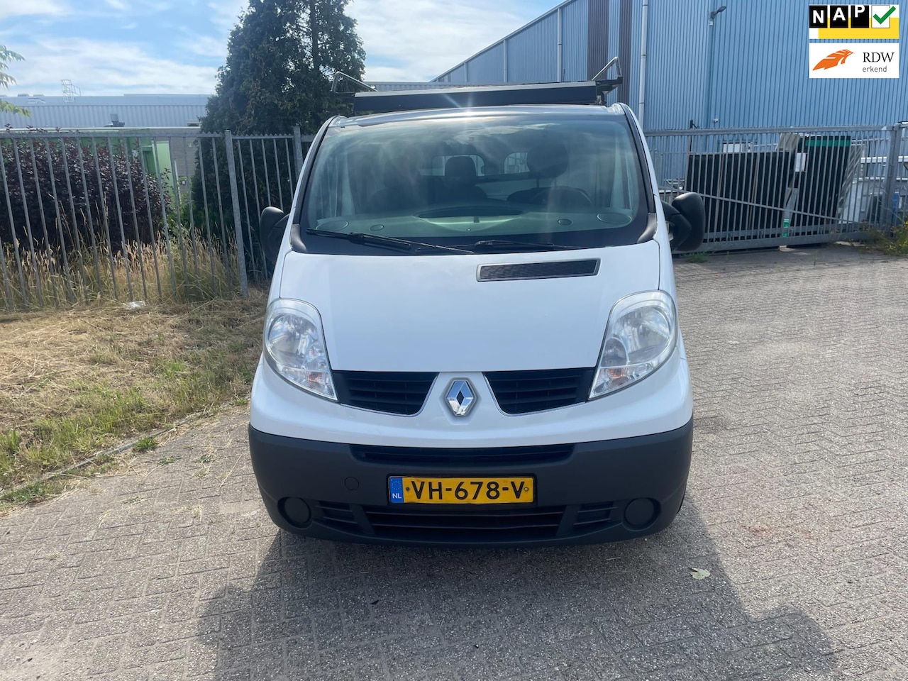 Renault Trafic - 2.0 dCi T29 L2H1 Eco Black Edition 2.0 dCi T29 L2H1 Eco Black Edition - AutoWereld.nl