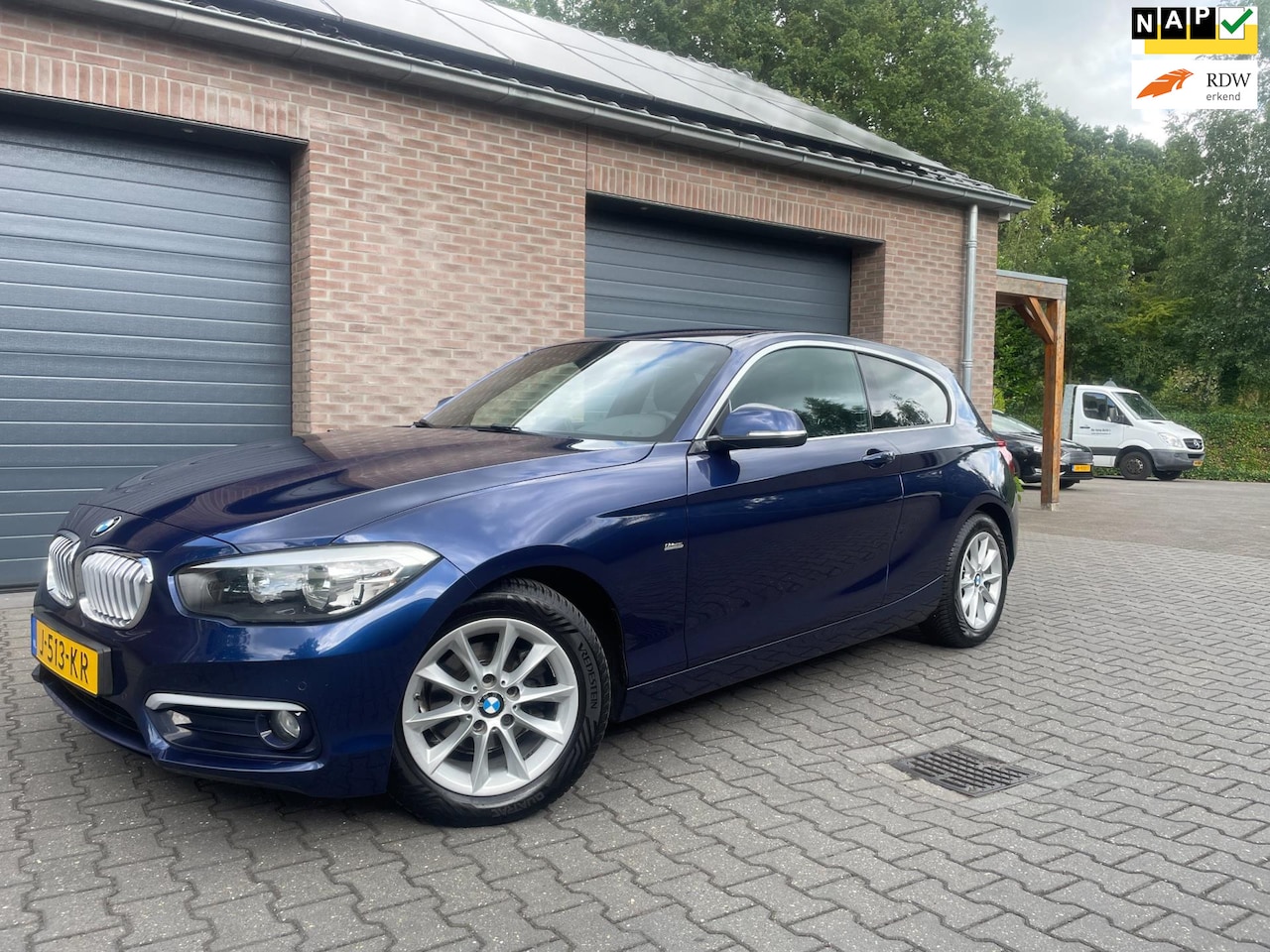 BMW 1-serie - 116d EDE Centennial High Executive LEER ECC NAVI PDC 2017 - AutoWereld.nl