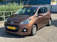 Hyundai i10 - 1.0i i-Motion Comfort Clima Navigatie 94.300 KM NAP Nette auto