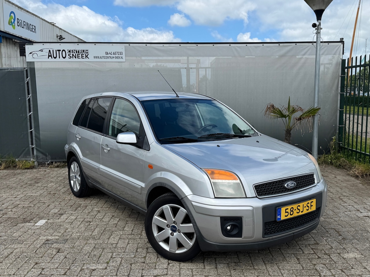 Ford Fusion - 1.4-16V Futura - NIEUWE APK - Airco - AutoWereld.nl