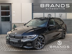 BMW 3-serie Touring - 330e High Executive Vol opties Pano H&K Laser Garantie