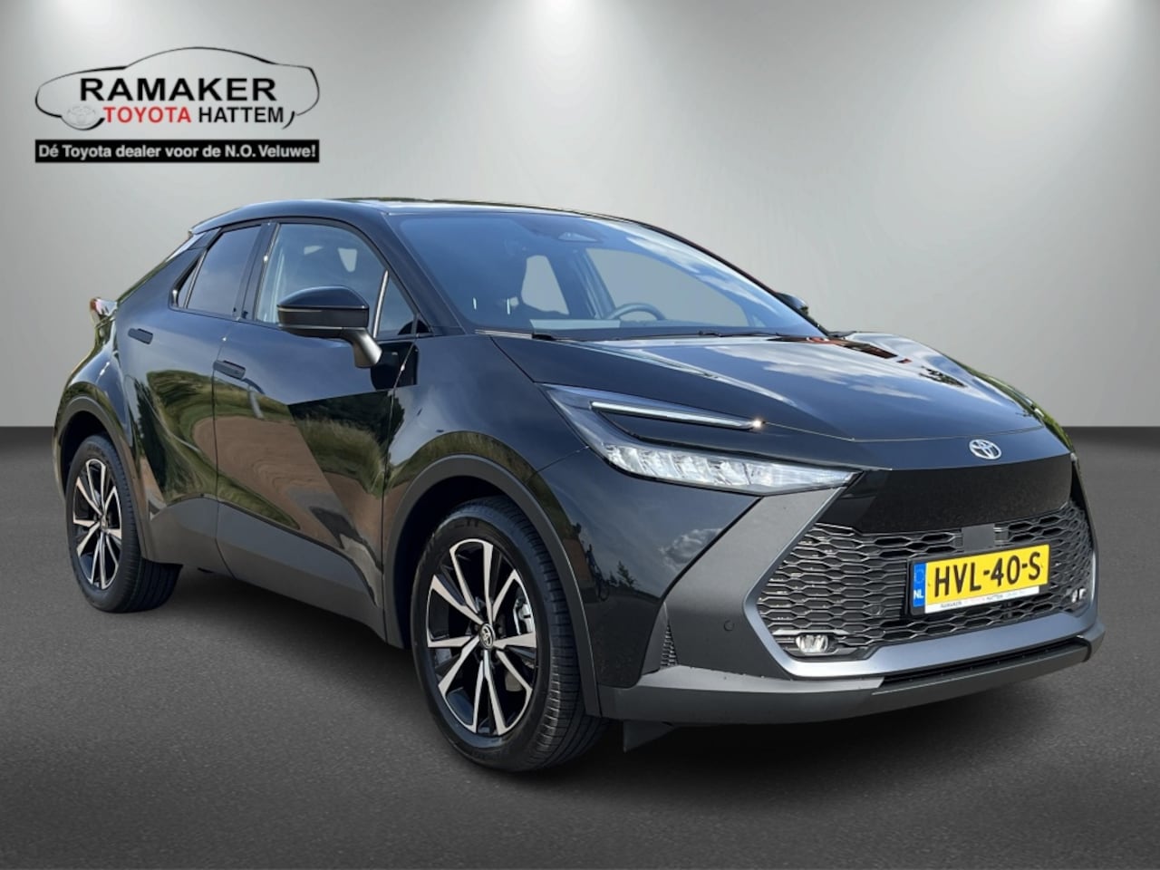 Toyota C-HR - 1.8 Hybride Dynamic (demo) - AutoWereld.nl