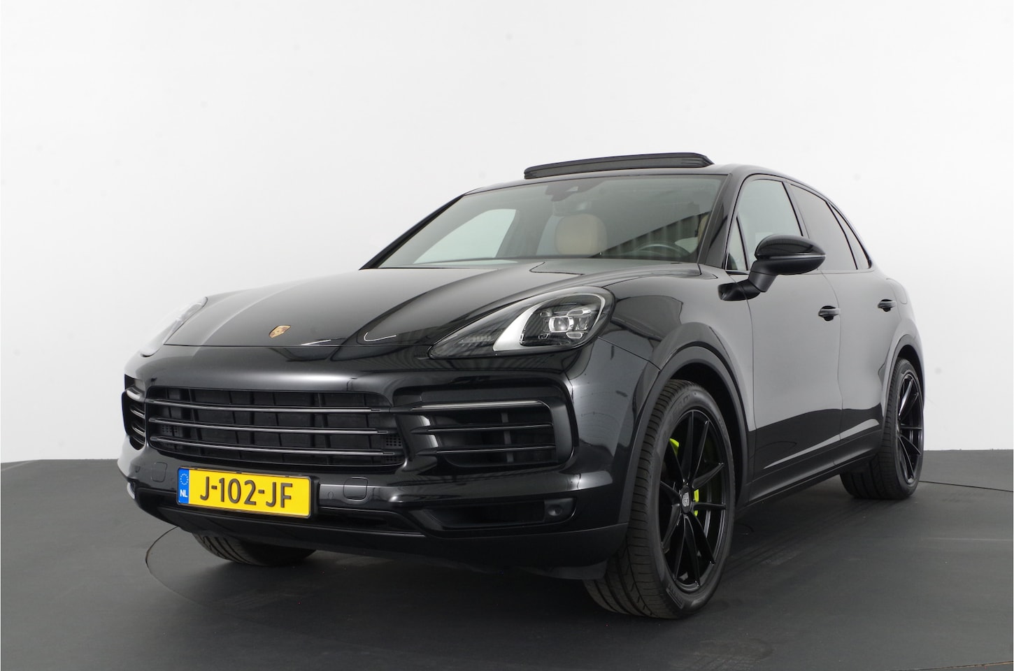 Porsche Cayenne - 3.0 E-Hybrid 463pk > Pano.schuif/Sport-Chrono/Porsche Active Suspension/Trekhaak... - AutoWereld.nl