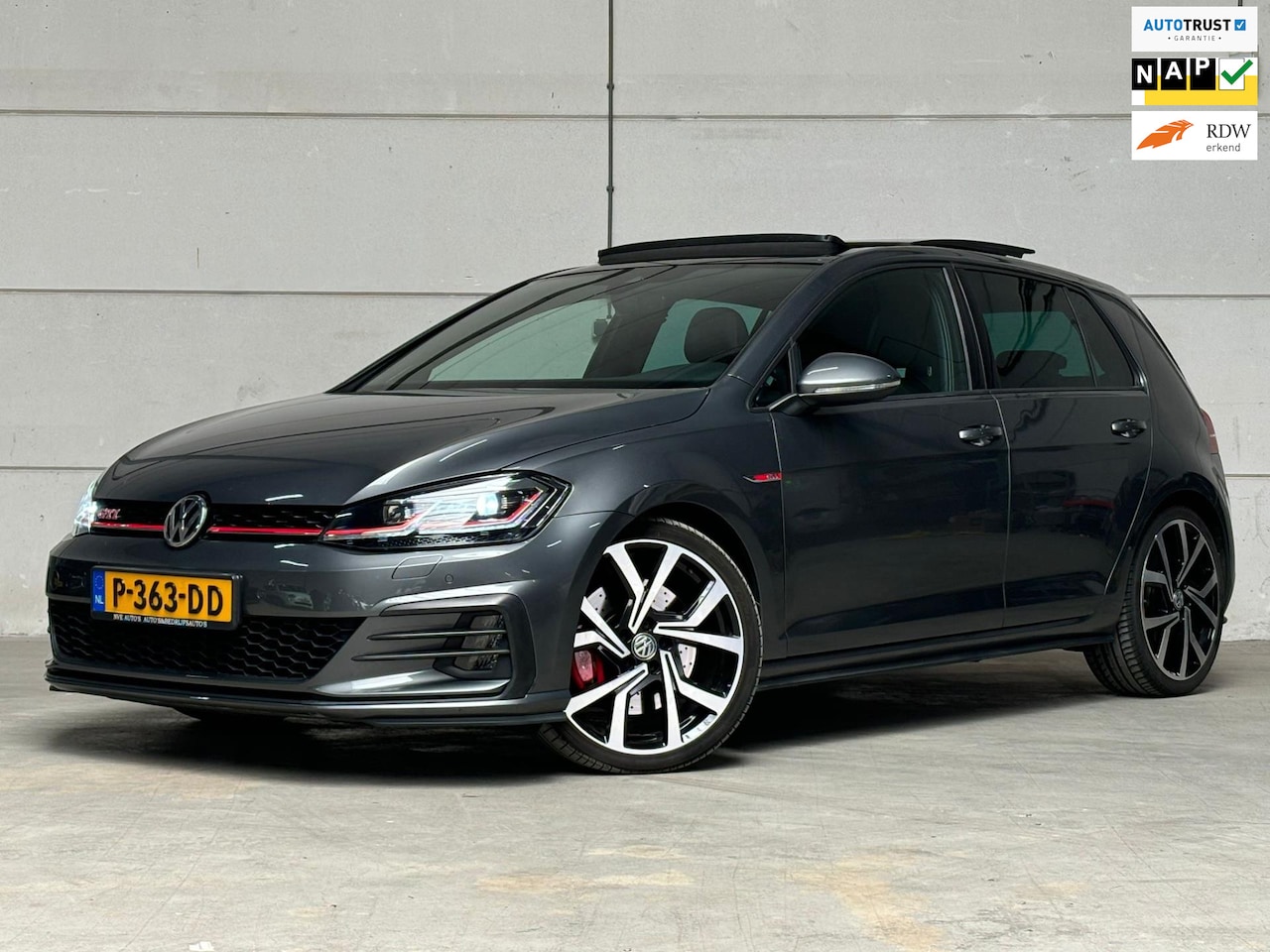 Volkswagen Golf - 2.0 TSI GTI Performance - Pano - DSG - Cruise - ACC - AutoWereld.nl
