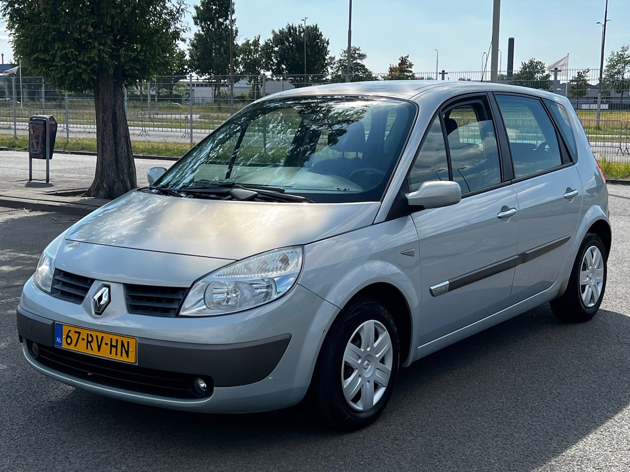 Renault Scénic - 1.6-16V Privilège Comfort - Nieuwe distributieriem - AutoWereld.nl