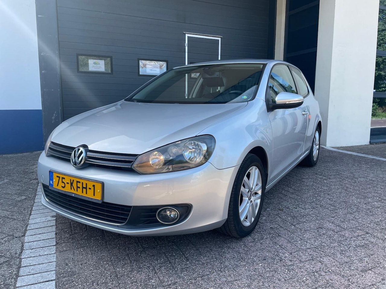 Volkswagen Golf - 1.4 TSI Highline 3drs. PANO cruise - AutoWereld.nl