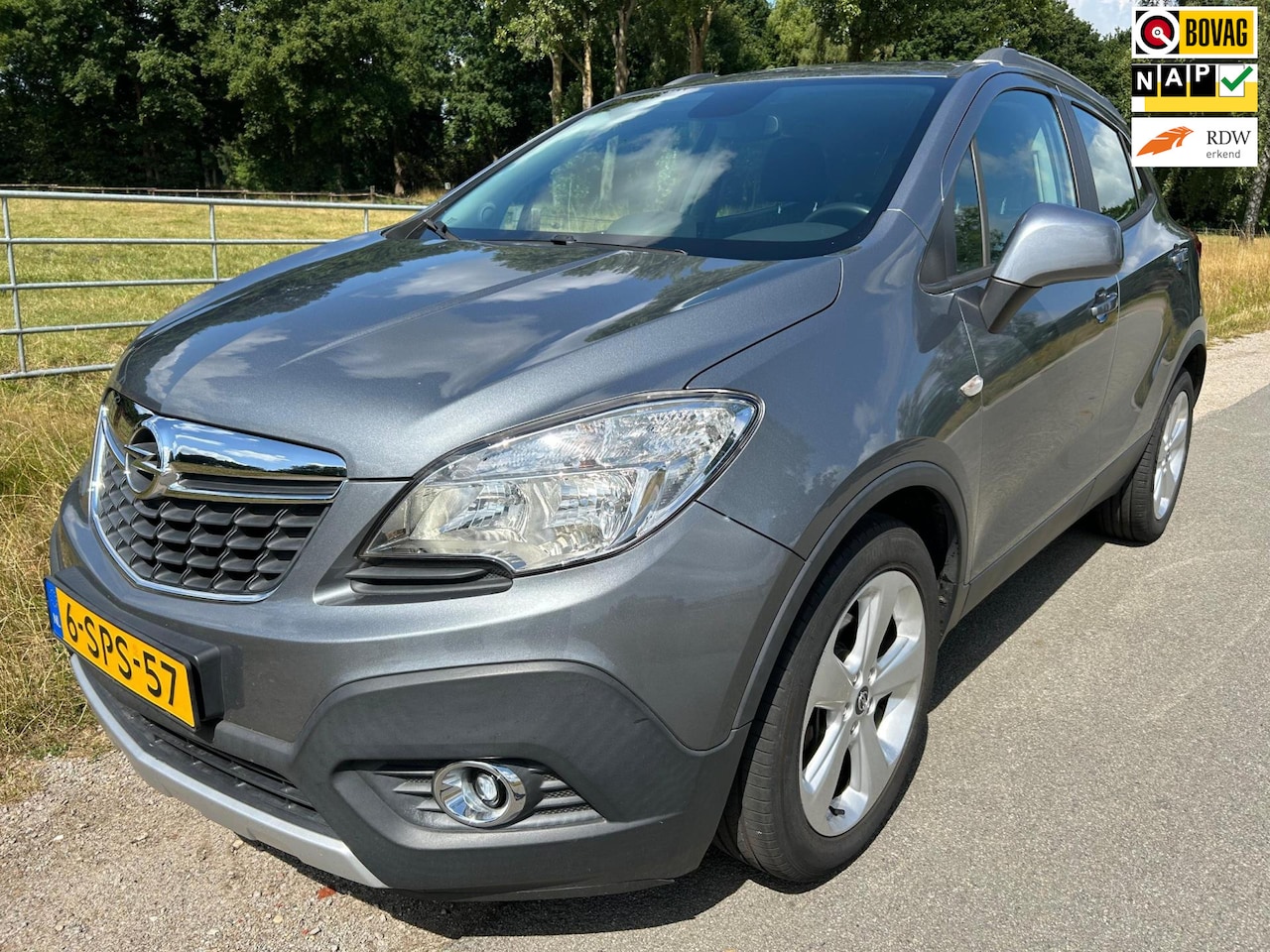 Opel Mokka - 1.4 T Edition dealer ond. prachtige staat met trekhaak - AutoWereld.nl