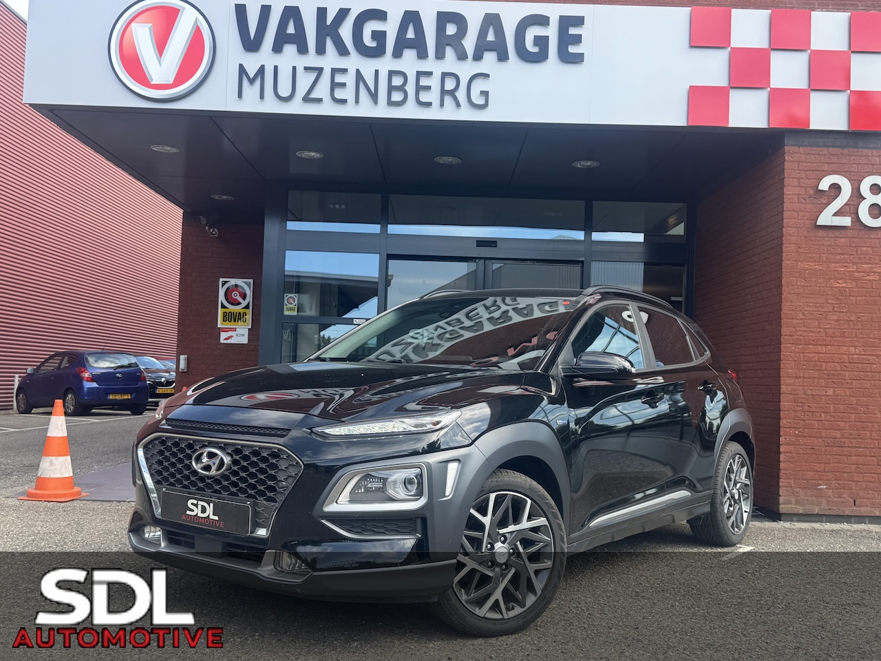 Hyundai Kona - 1.6 GDI HEV Premium // NAVI // CAMERA // ADAPTIVE CRUISE // KRELL AUDIO // DODEN HOEK SENS - AutoWereld.nl