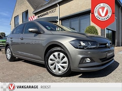 Volkswagen Polo - 5DRS 1.0 TSI Comfortline Navigatie / Carplay / Parkeersensors