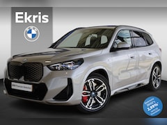 BMW iX1 - eDrive20 M Sportpakket Pro | Travel & Premium Pack | Driving Assitant Plus