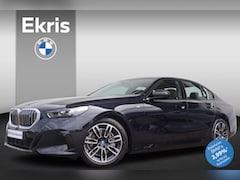 BMW i5 - eDrive40 | M Sport Edition M Sportpakket/ Comfort Access/ Stoelverwarming/ Ambiance verlic
