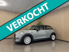 MINI Cooper - 1.5 Business * Automaat / 48.709 km + NAP / Navigatie / NL Auto