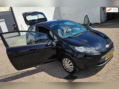 Ford Fiesta - 1.25 Trend Nieuwe APK AIRCO