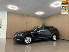 Skoda Octavia Combi - 1.5 TSI Greentech Business Edition * Automaat / Carplay / Stoelverwarming / NL Auto