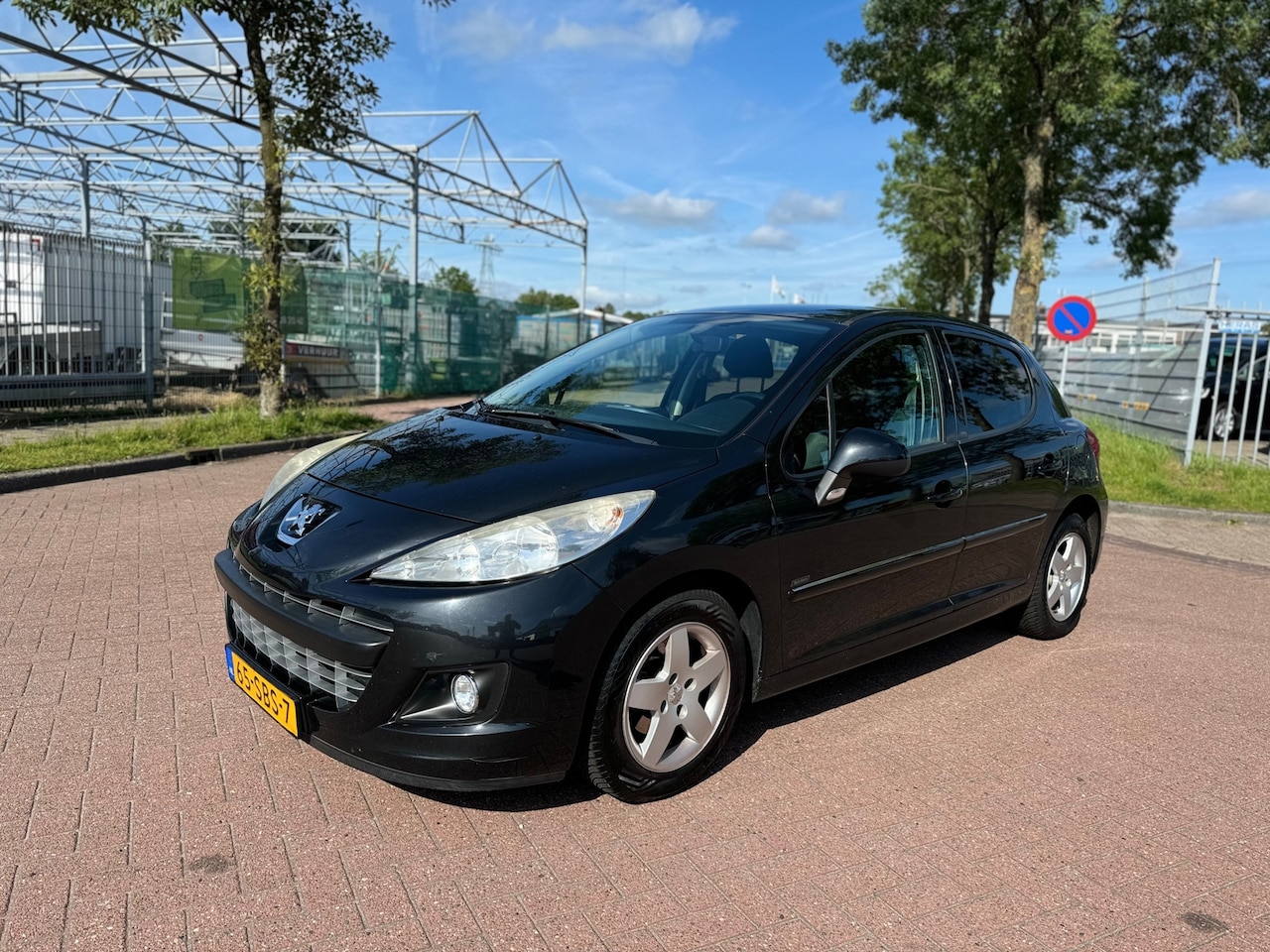 Peugeot 207 - 1.4 VTi Sportium 1.4 VTi Sportium - AutoWereld.nl