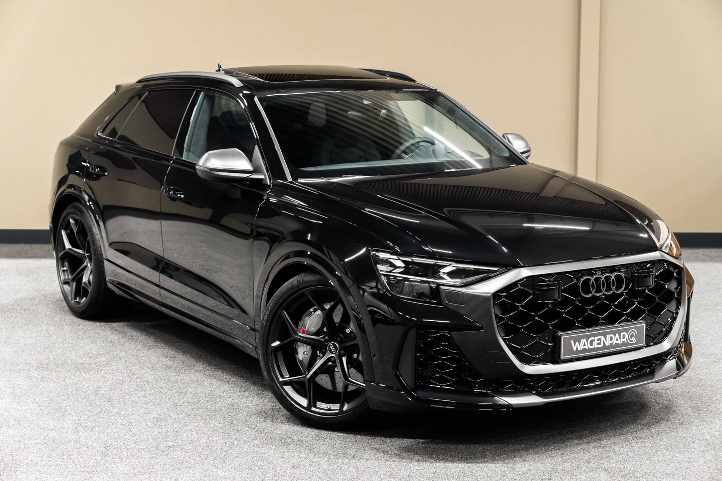 Audi RSQ8 - Performance CARBON*B&O ADV*SPORT.DIFF*305 KM/H - AutoWereld.nl