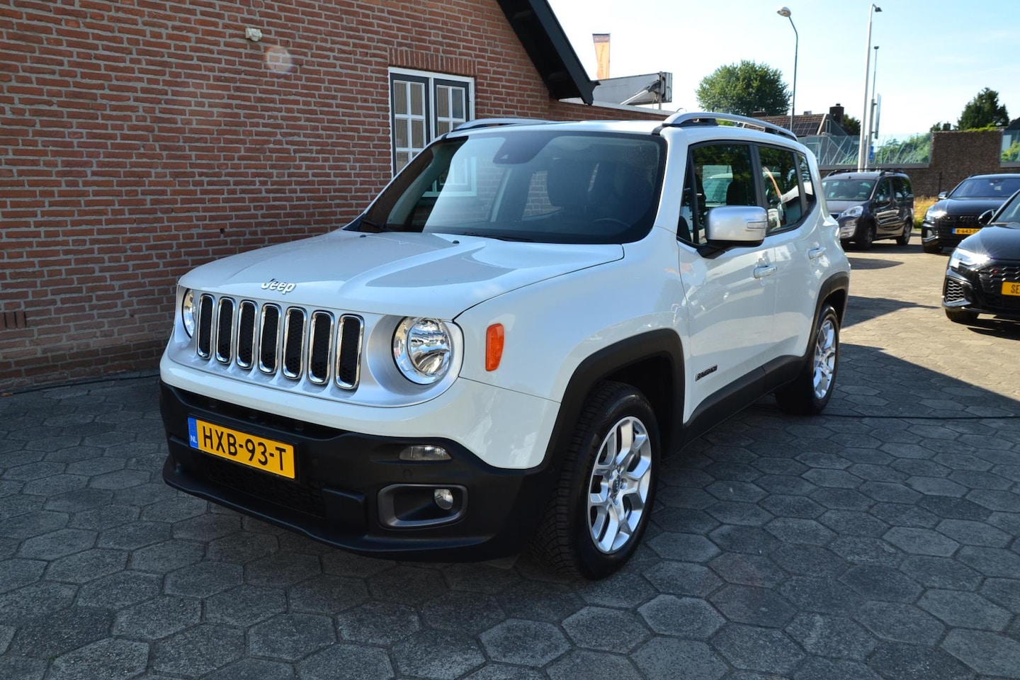 Jeep Renegade - 1.4 MultiAir Limited 1E EIGENAAR 2018 MOSEL 2019 ABS AIRCO NAVI CRUISE CONTROL LEER VOL EX - AutoWereld.nl