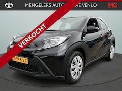 Toyota Aygo X - 1.0 VVT-i MT Play Airco / Cruise Control Adaptief / Camera / Apple CarPlay & Android Auto