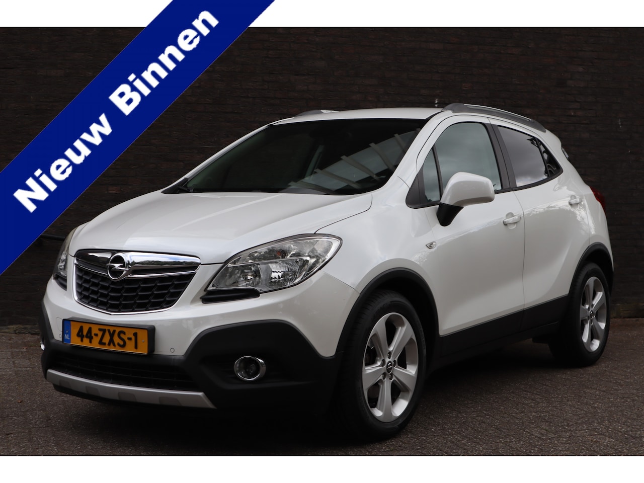 Opel Mokka - 1.6 Edition 1.6 Edition, parelmoer metallic, 120PK, navigate, 18" Keurige auto - AutoWereld.nl