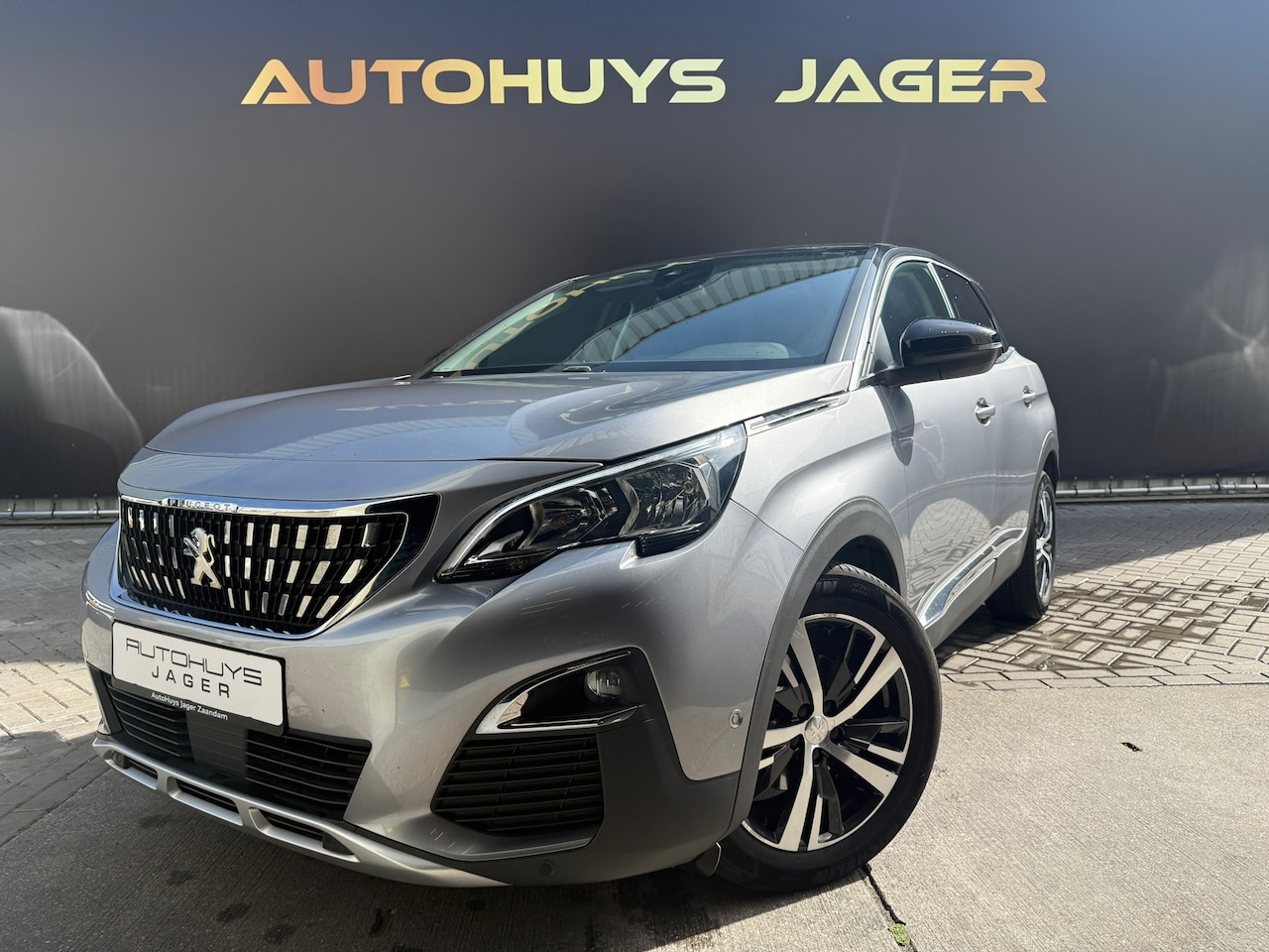 Peugeot 3008 - 1.2 PureTech Allure|Camera|Navi|Carplay - AutoWereld.nl